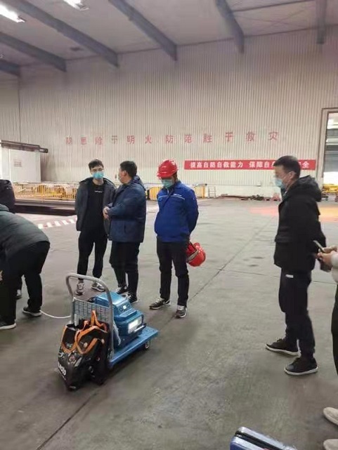 PF-300便攜式非甲烷總烴測試儀與譜育儀器進(jìn)行現(xiàn)場比對