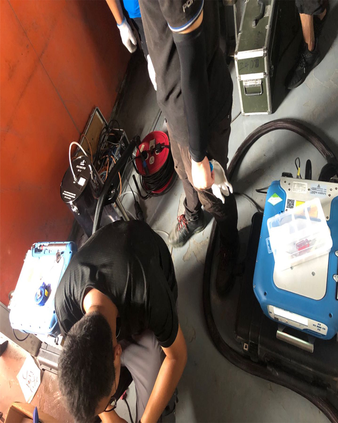 我司與北京譜尼用戶(hù)前往4s店噴漆車(chē)間測(cè)試